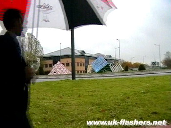 Crazy Traffic Flashing In Cardiff